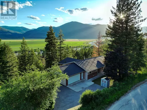 1205 FOX TREE Road, Creston, BC V0B1G2