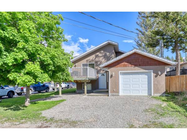 7506 COLUMBIA  Avenue, Radium Hot Springs, BC V0A1M0