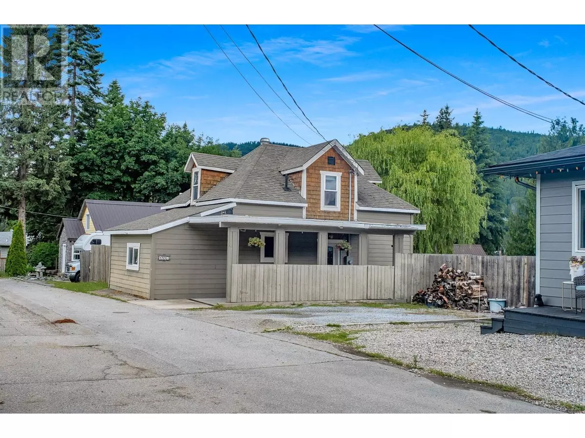 Fruitvale, BC V0G1L0,1887 KOOTENAY Lane