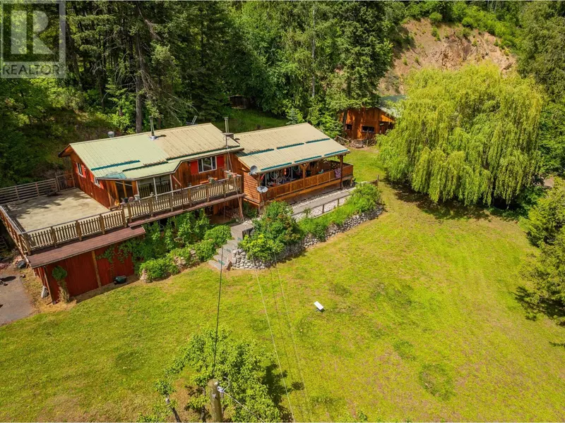 317 BRENNAND Street, Kaslo, BC V0G1M0