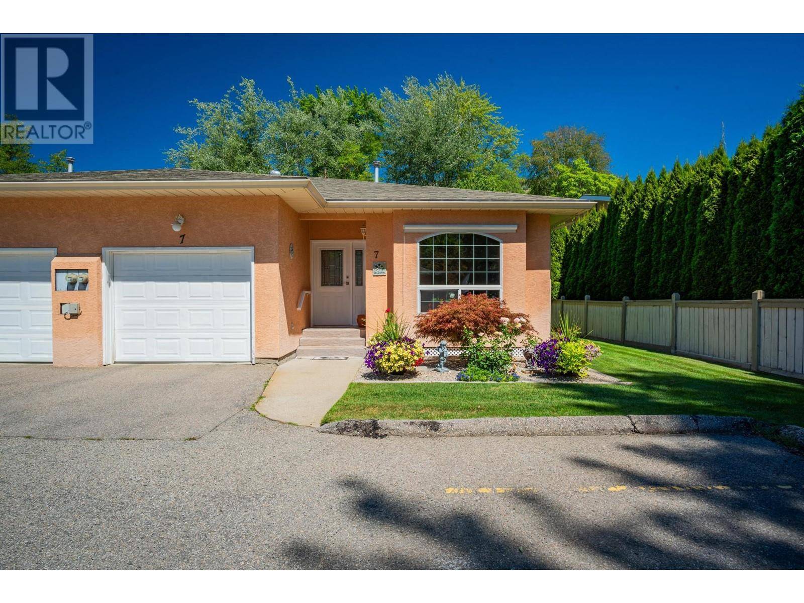 2205 ROCKLAND AVE #7, Trail, BC V1R3G3