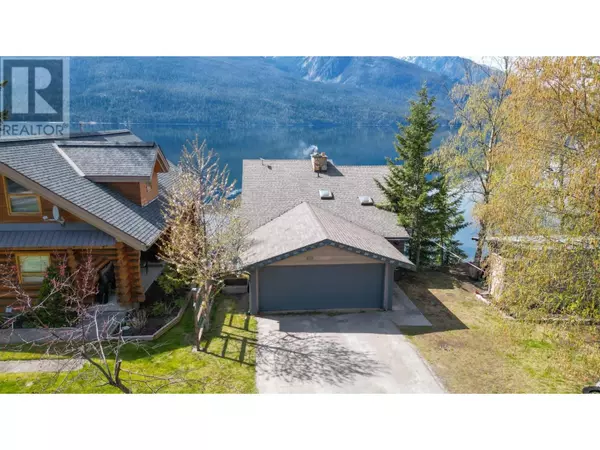 803 & 805 SILVER COVE Drive, Silverton, BC V0G1S0