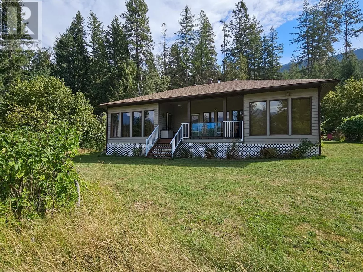 Riondel, BC V0B2B0,1283 RIONDEL Road