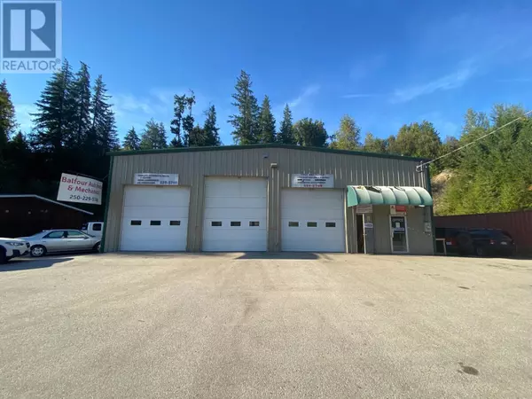 7699 3A Highway, Balfour, BC V0G1C0