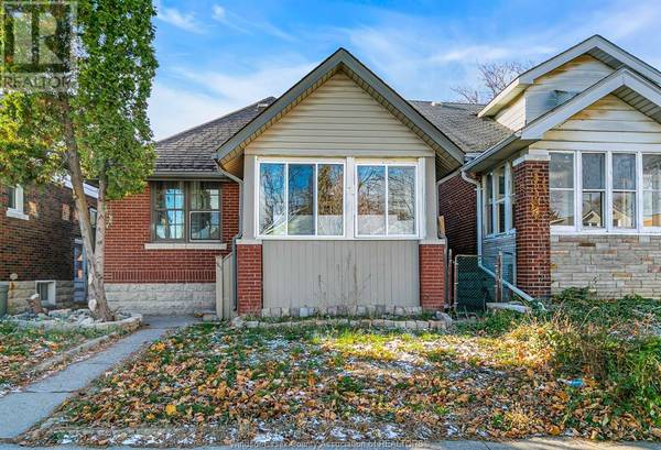 445 MCKAY, Windsor, ON N9B1Z7