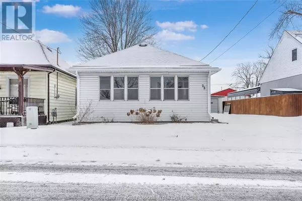 Chatham, ON N7M4X3,23 DEGGE STREET