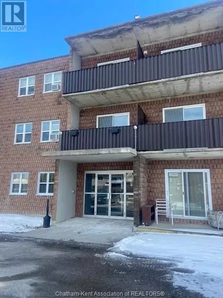 276 MERRITT AVE #304, Chatham, ON N7M3G1