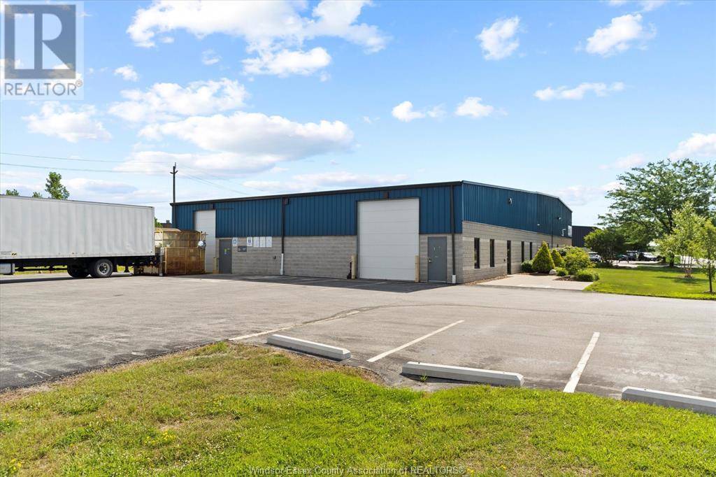 Lakeshore, ON N9N2L9,492 BLANCHARD PARK #1