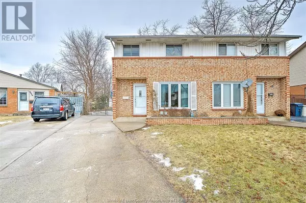 9666 MELVILLE, Windsor, ON N9R1B3