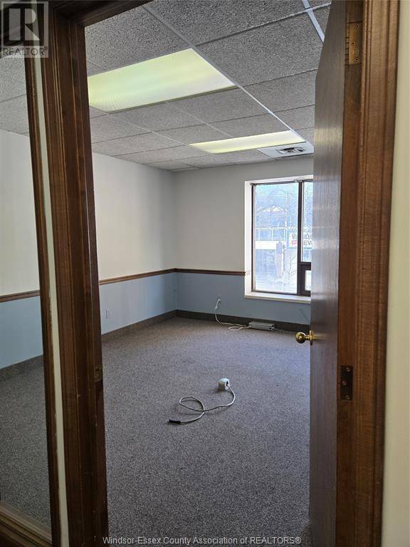 Windsor, ON N9A4J1,331 OUELLETTE AVENUE