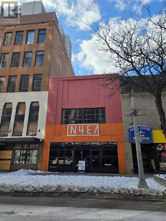 Windsor, ON N9A4J1,331 OUELLETTE AVENUE