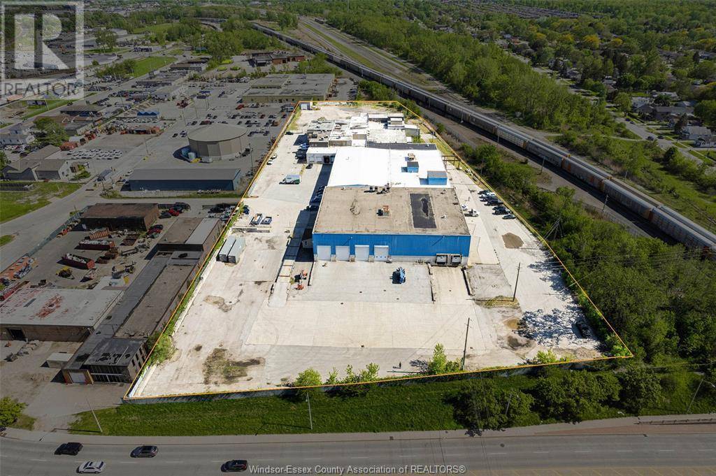 Windsor, ON N8X1H7,1153 TECUMSEH ROAD West