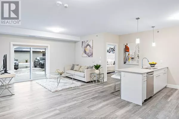 Kingsville, ON N9Y1A6,190 MAIN ST East #108