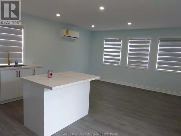 Comber, ON N0P1J0,11408 COUNTY ROAD 46 #9