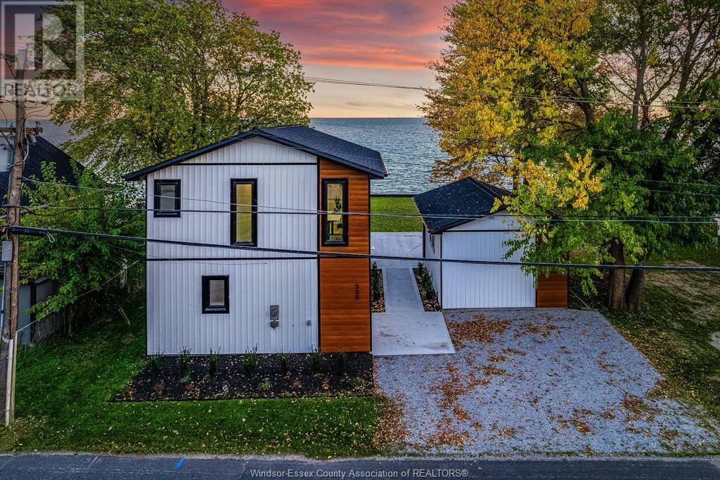 Kingsville, ON N9Y3A9,555 HERITAGE ROAD
