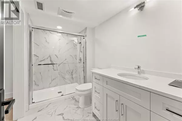 Amherstburg, ON N9V2H4,247 BROCK ST #104