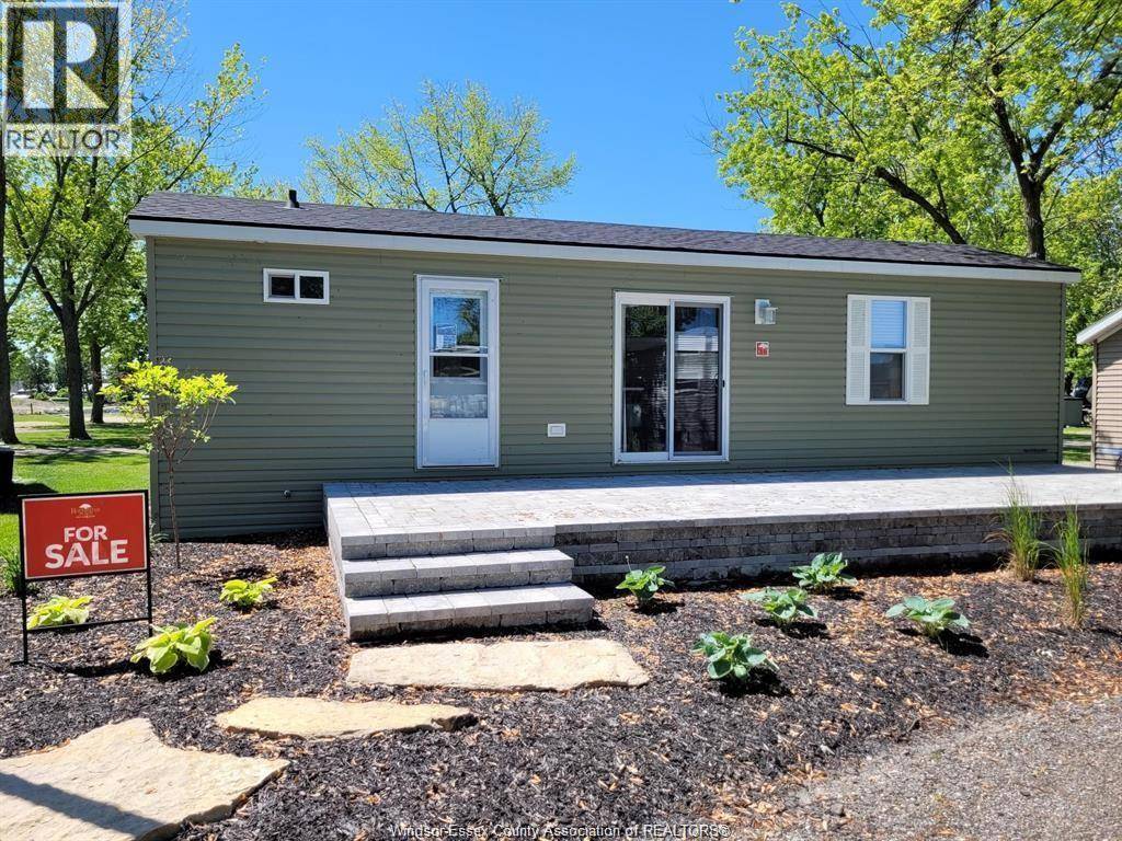981 COUNTY RD 2 #613, Lakeshore, ON N8L1B4
