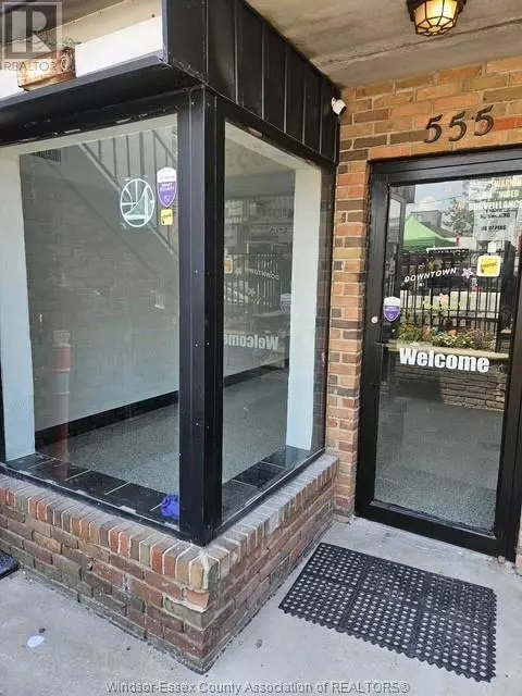 Windsor, ON N9A4L2,555 PELISSIER STREET