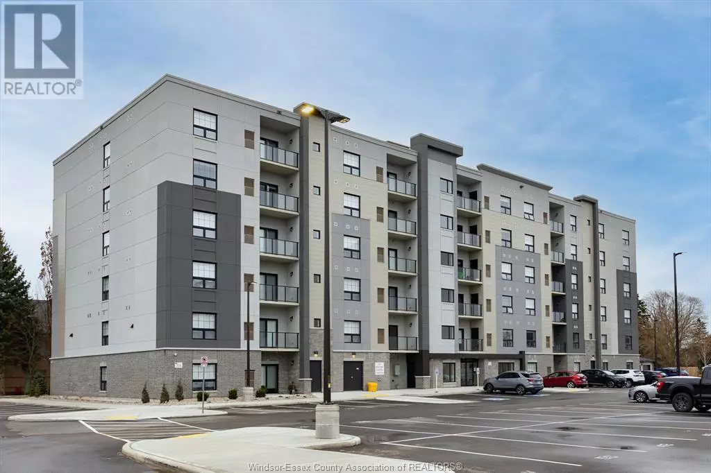 Kingsville, ON N9Y1A6,190 MAIN ST East #410