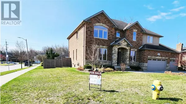Lasalle, ON N9H1C7,2895 BROOKLYN AVENUE