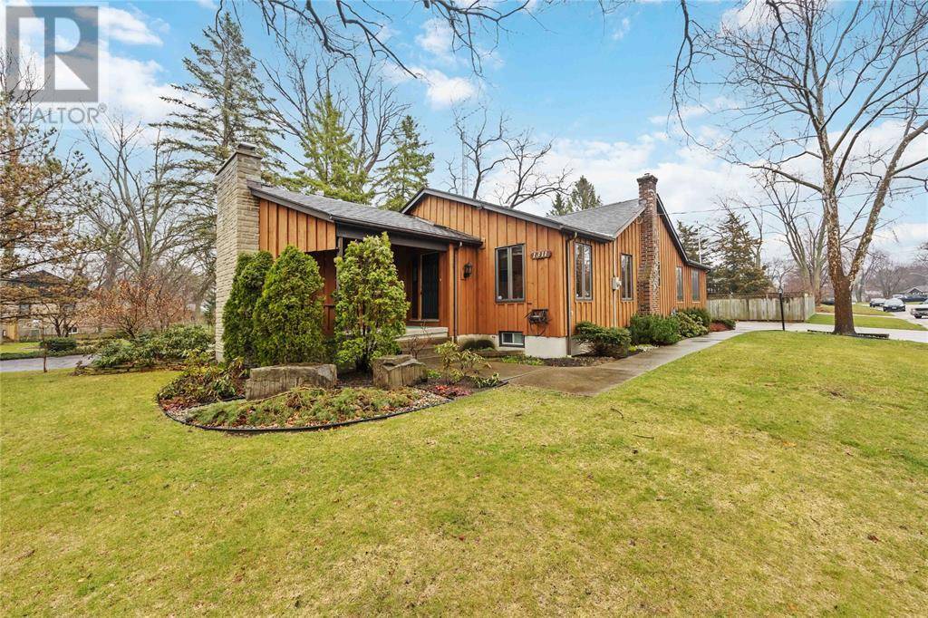 1311 Lakeshore ROAD, Sarnia, ON N7S2L9