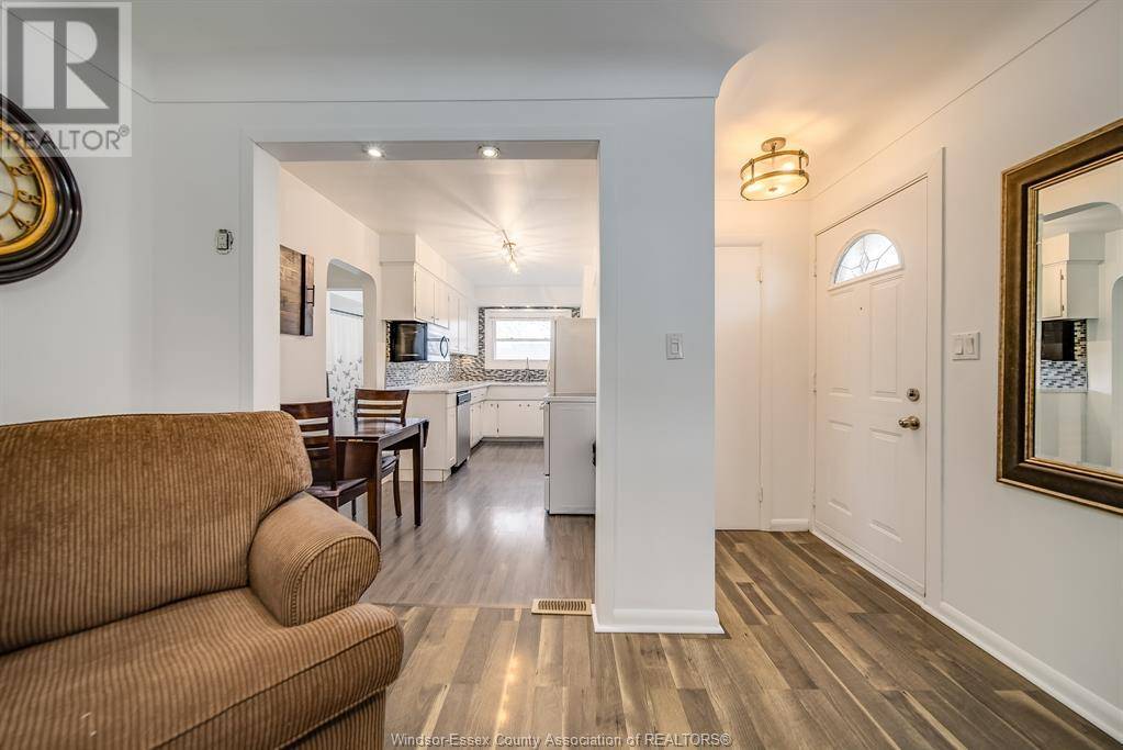 Windsor, ON N8S3W3,492 ISACK DRIVE