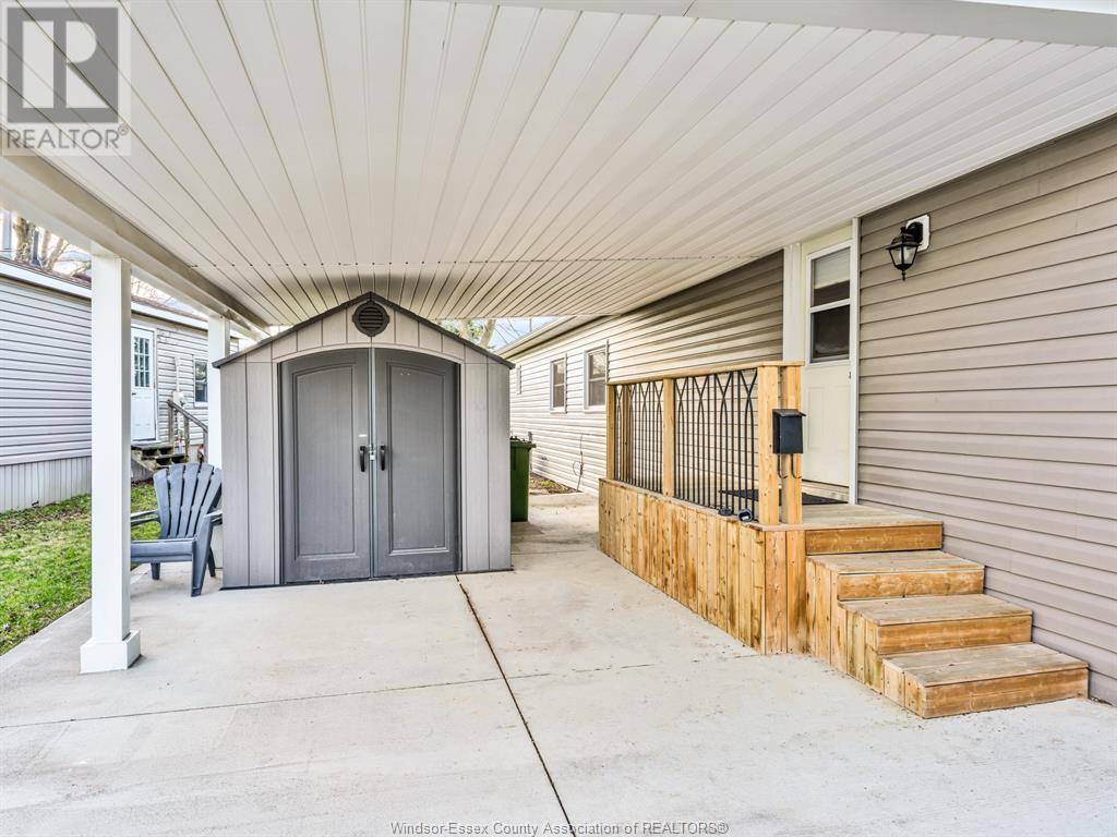 Essex, ON N8M2A5,149 DANA
