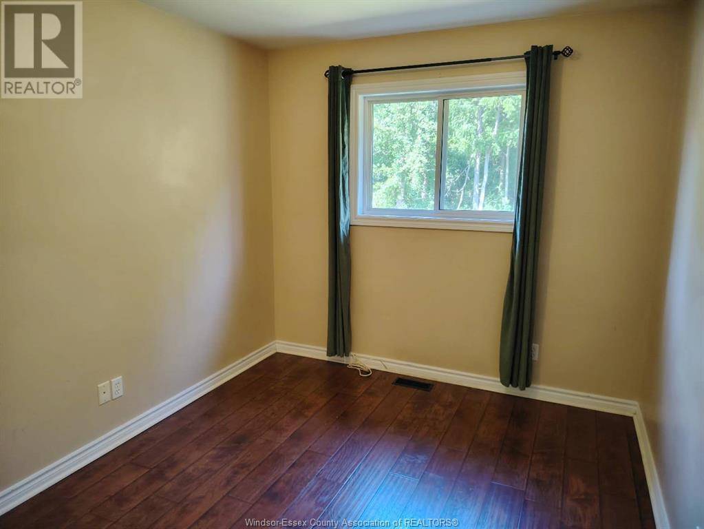 Windsor, ON N9E4T7,3240 NORTHWAY AVENUE