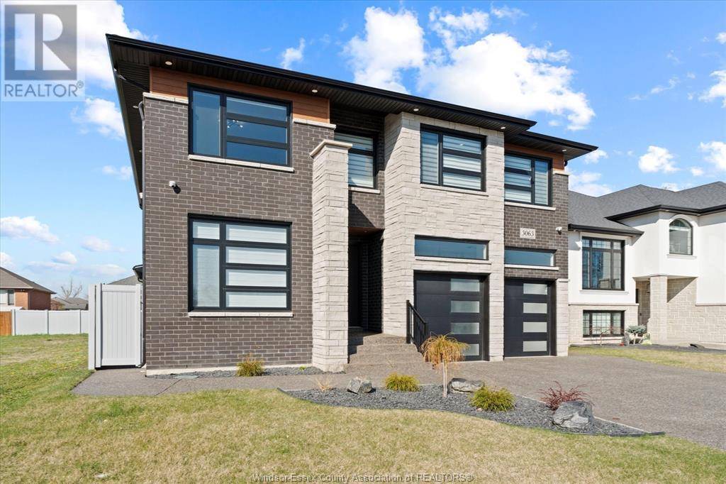 Windsor, ON N9E0A8,3063 BETTS AVENUE