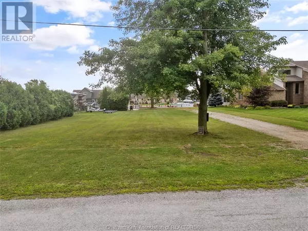 Lighthouse Cove, ON N0P2L0,19155 Light Cove AVENUE