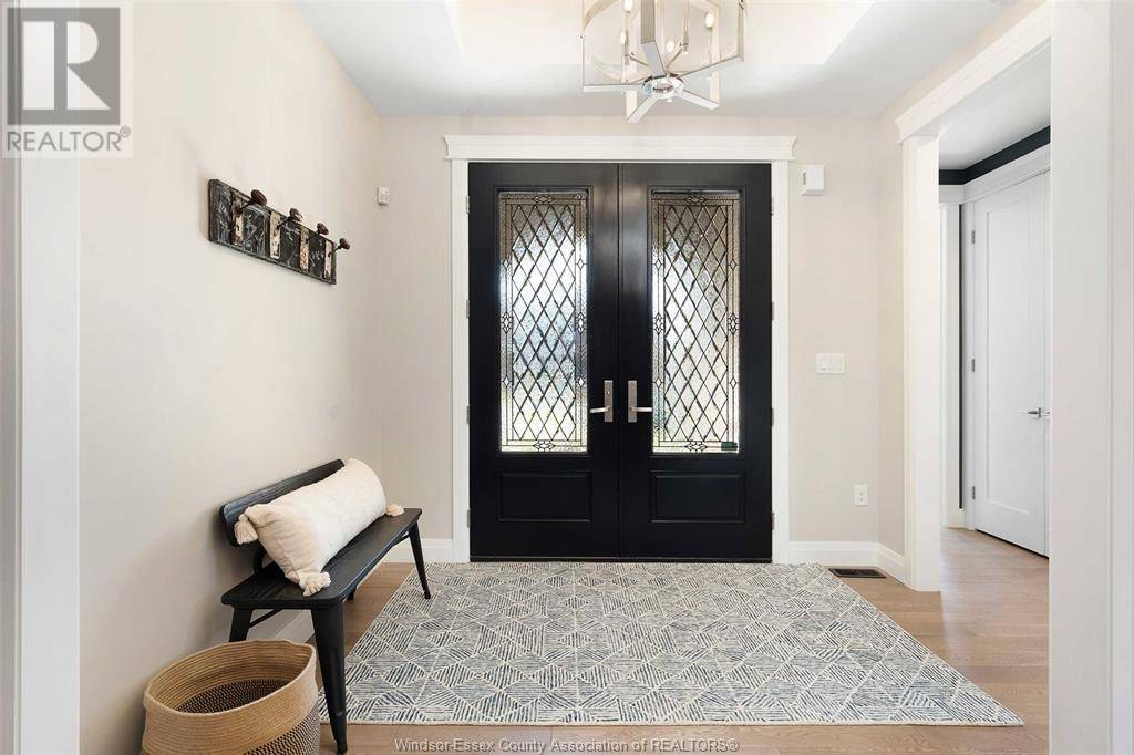 Kingsville, ON N9Y0B9,122 BLUE JAY CRESCENT