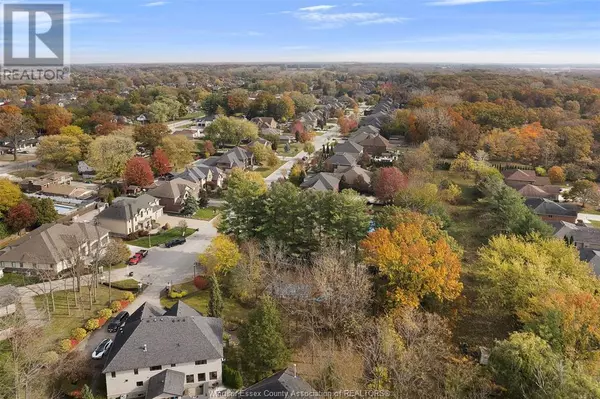 Lasalle, ON N9J0A7,1104 DEERVIEW CRESCENT