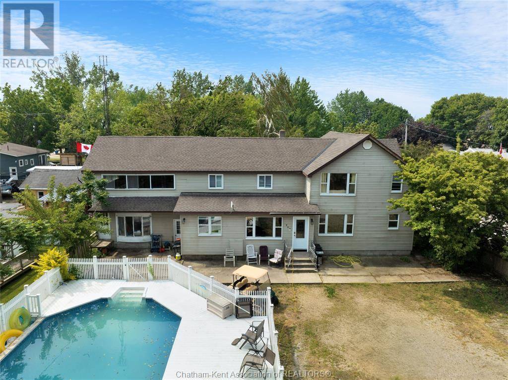 943 Mariners ROAD, Erieau, ON N7L4K4
