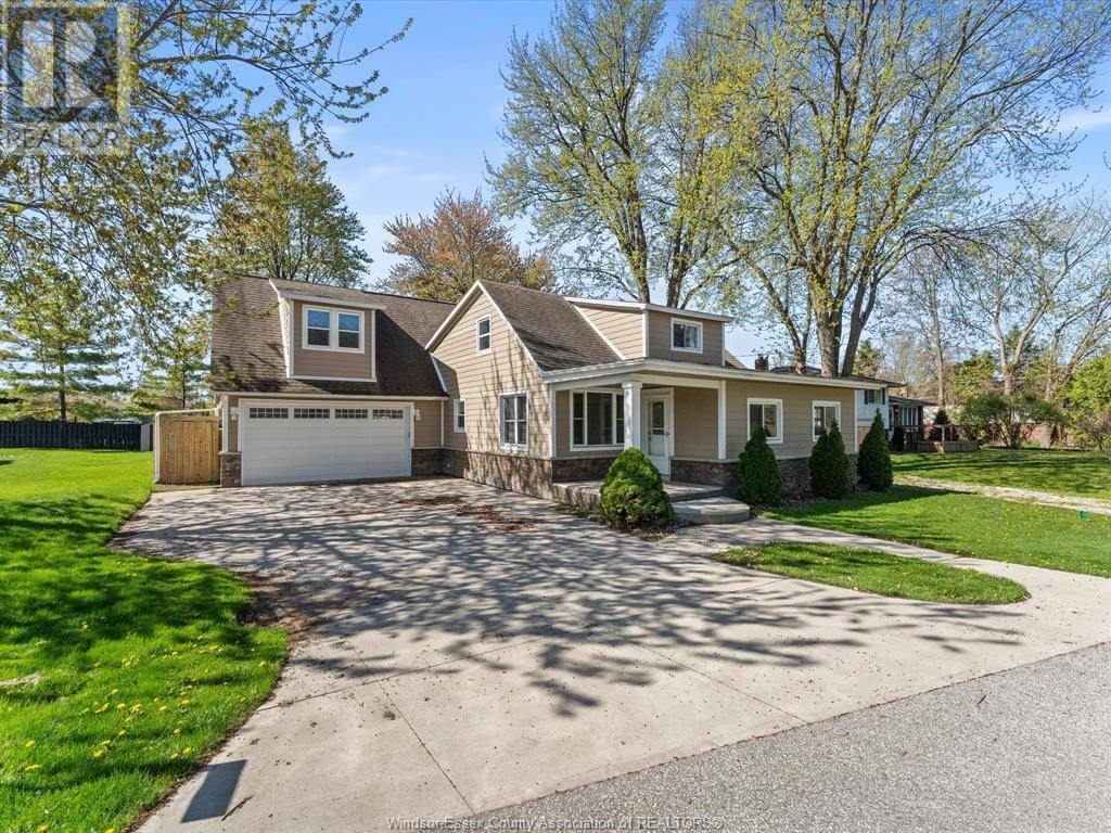 Lakeshore, ON N0R1A0,553 OLD TECUMSEH ROAD