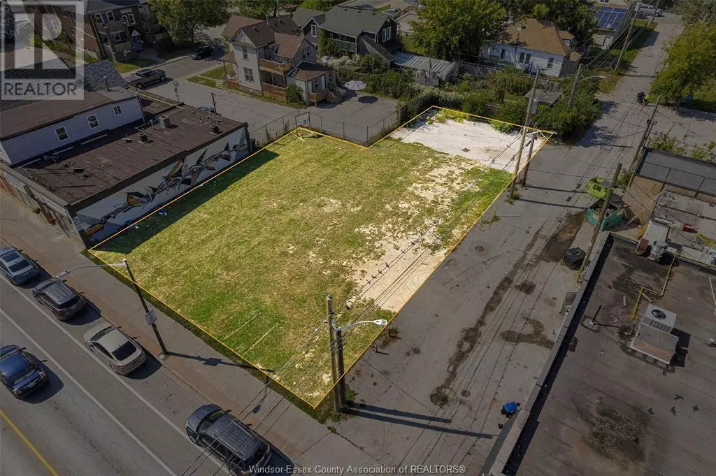 Windsor, ON N9A3J8,934-938 WYANDOTTE STREET East