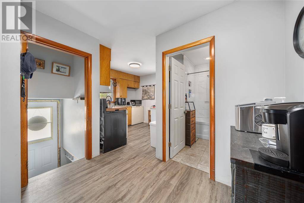 Lambton Shores, ON N0N1J0,19 BROADWAY STREET