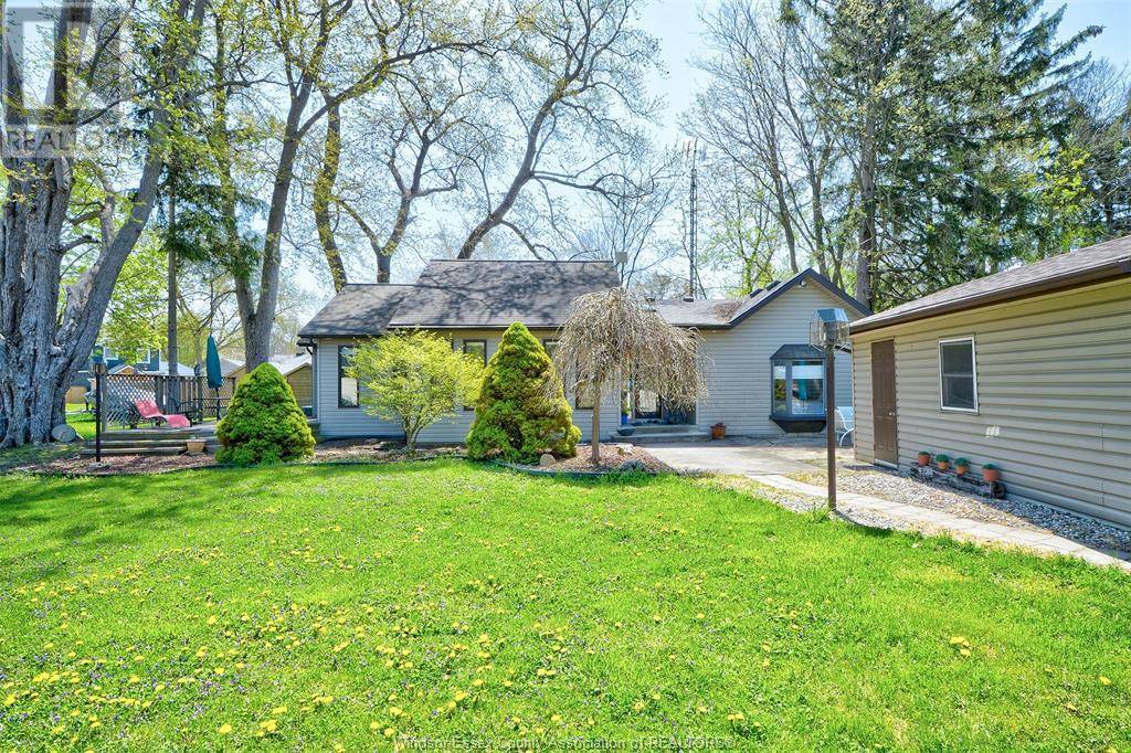 Colchester, ON N0R1G0,136 LINCOLN COURT