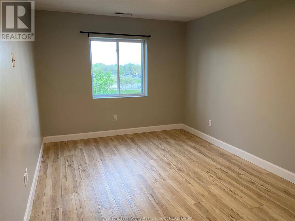 Windsor, ON N8R2K8,3160 WILDWOOD DR #415