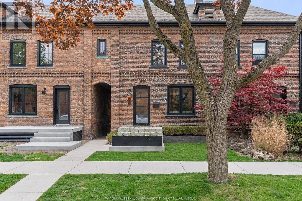 822 MONMOUTH, Windsor, ON N8Y3L4
