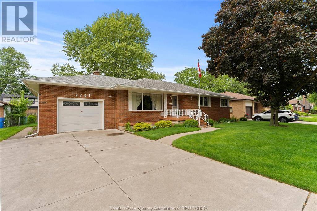 2705 DOMINION BOULEVARD, Windsor, ON N9E2M7