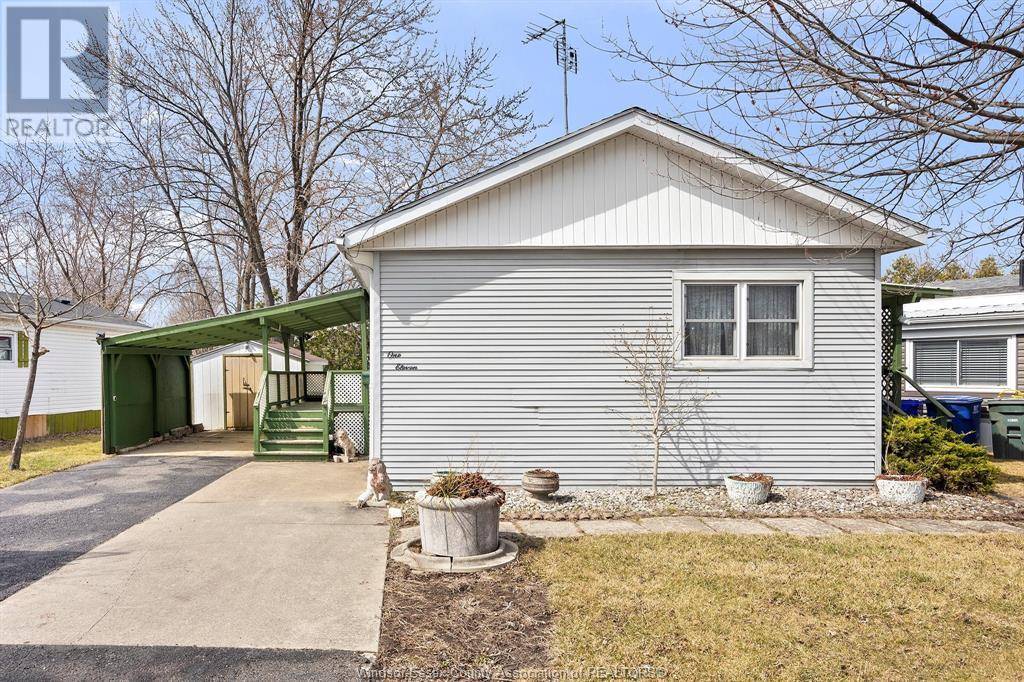 Essex, ON N8M2A1,111 DANA DRIVE