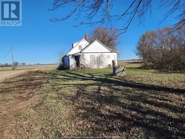 Leamington, ON N8H3V4,1726 MERSEA RD C
