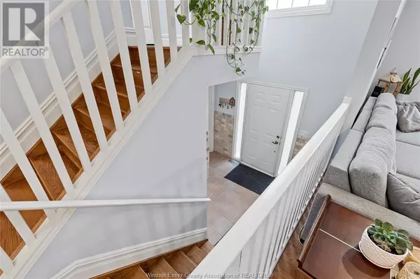 Windsor, ON N9E4N8,2653 PRESTON