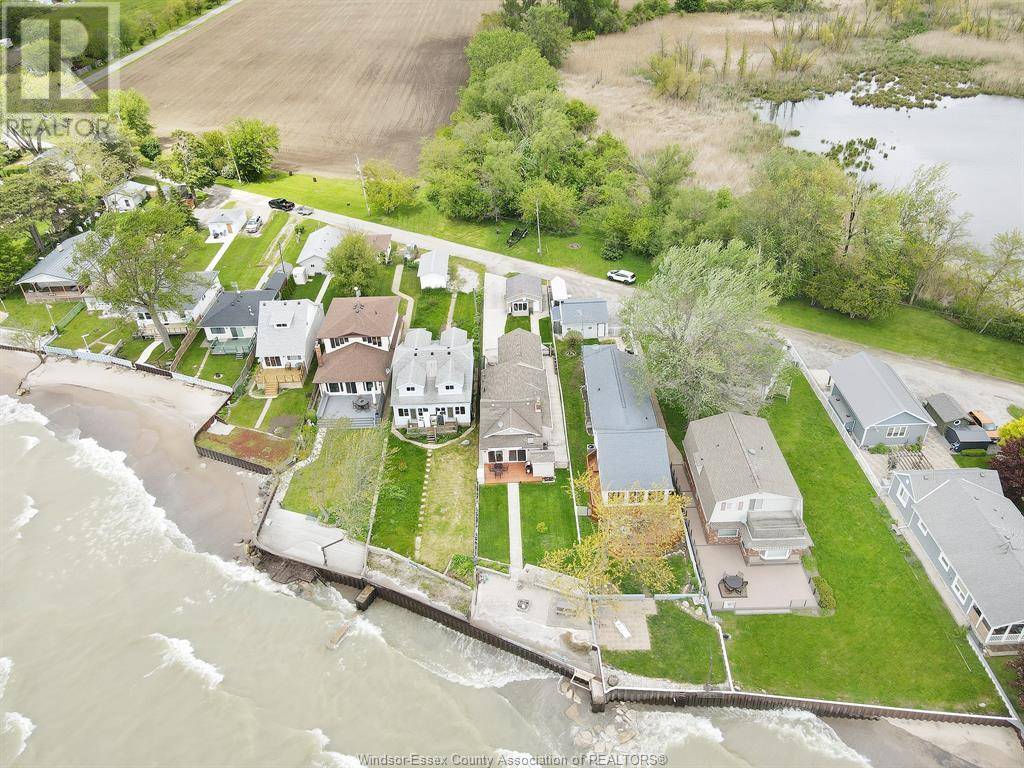 Colchester, ON N0R1G0,515 LYPPS BEACH ROAD