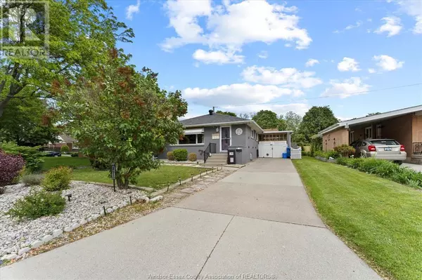 Windsor, ON N8W3A5,2510 IDA ROAD