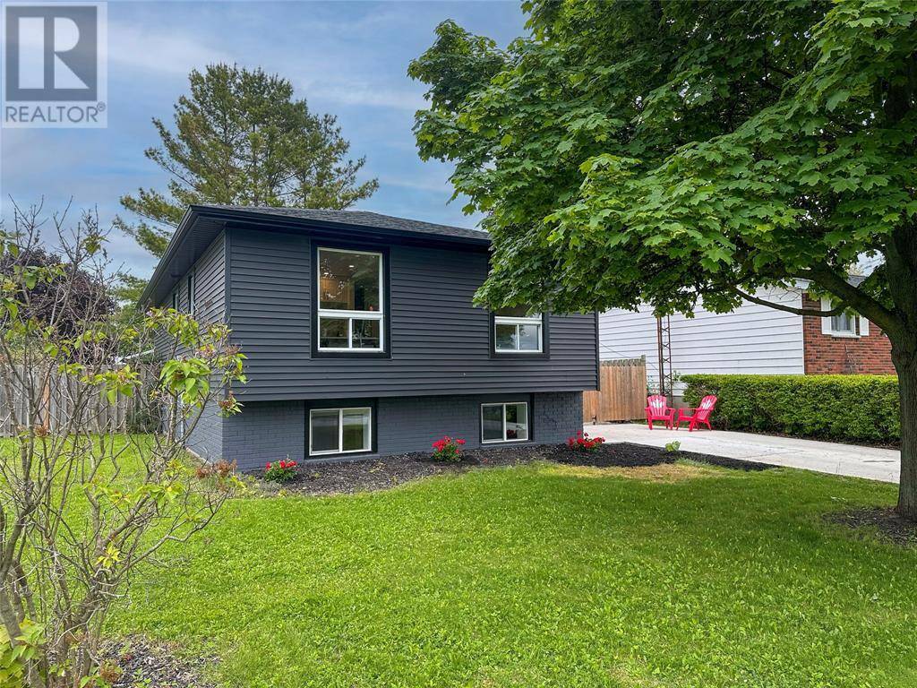 1578 COUNCILLORS STREET, St Clair, ON N0N1H0