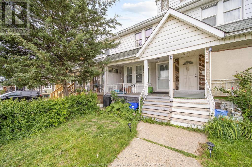 Windsor, ON N9A1N9,1142 MERCER STREET