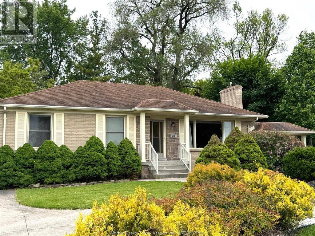 4127 RIVERSIDE DRIVE East, Windsor, ON N8Y1B4