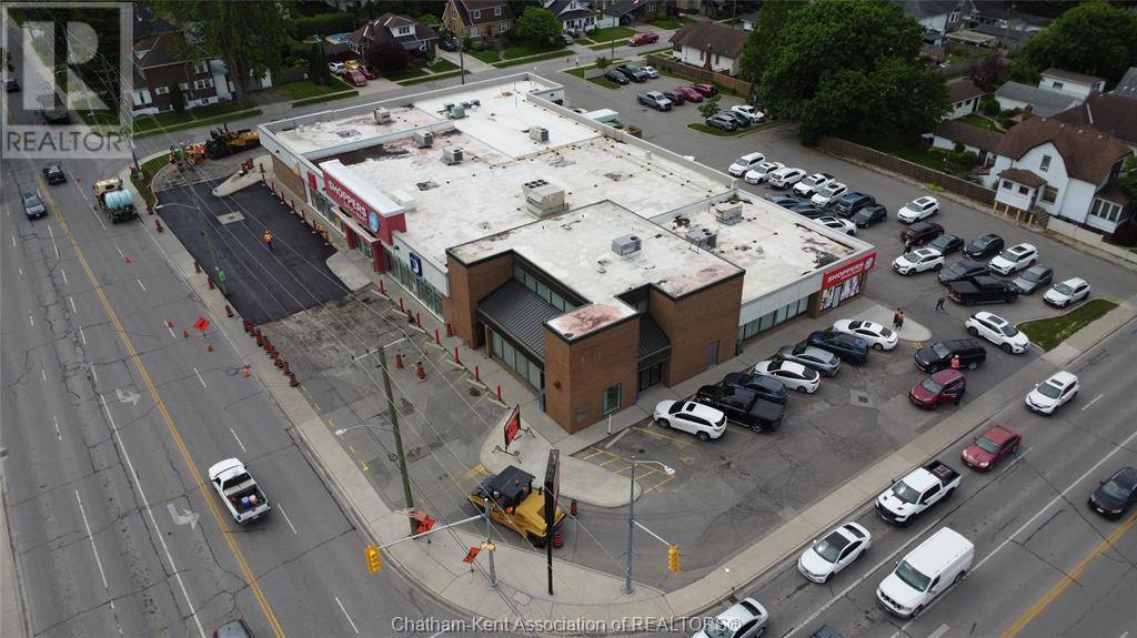 Chatham, ON N7M2J2,420 QUEEN STREET