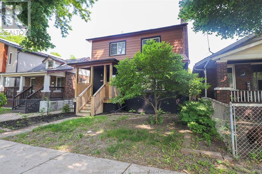 Windsor, ON N9C1P1,3629 QUEEN